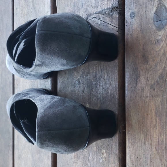 MUNRO Suede Mary Jane Pump Gray sz 7 Women's Retro Heels - Picture 6 of 9